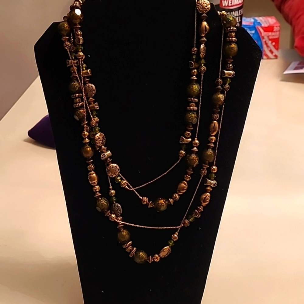 Long Multibeaded and Gold Chain necklace